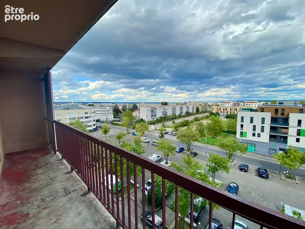 Appartement  4 pièces avec balcon Bron - photo 7