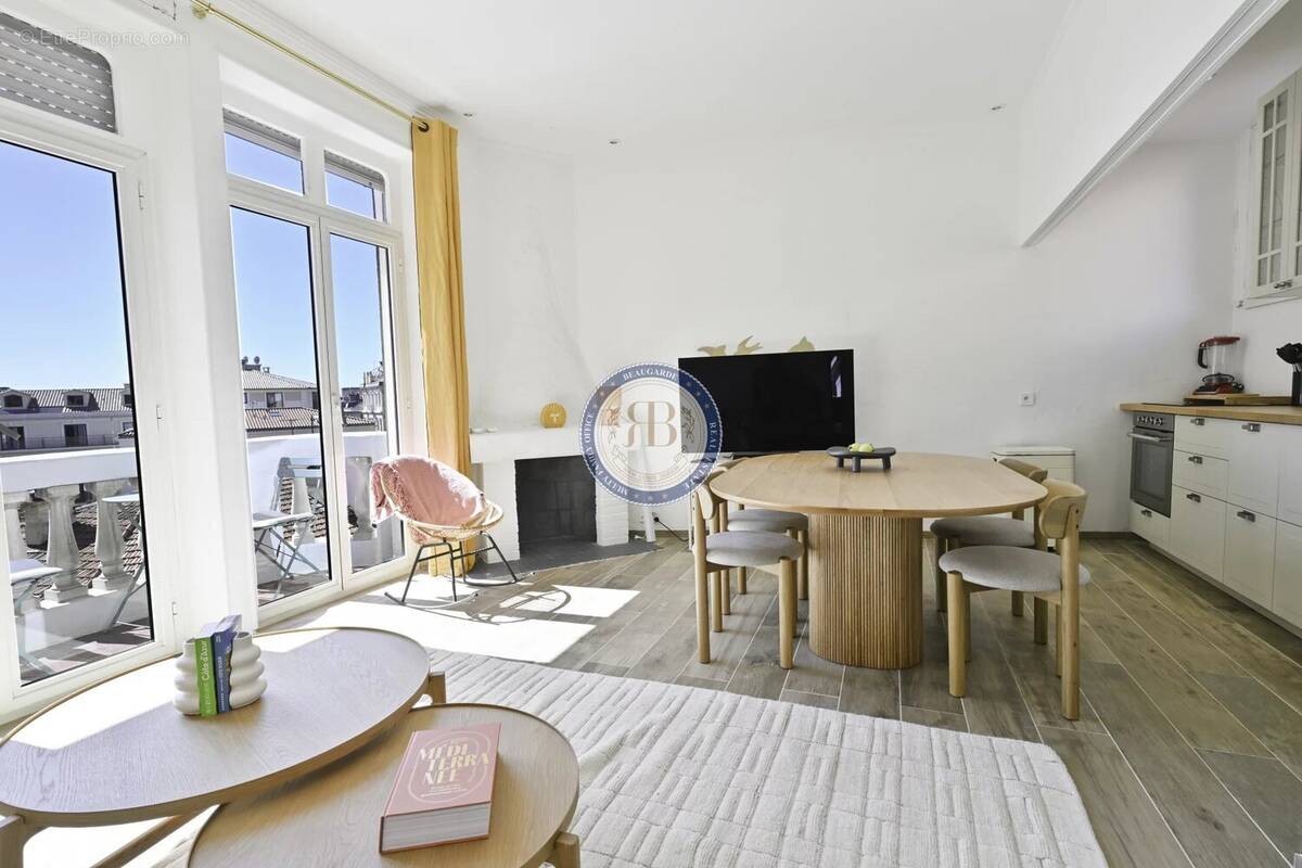 Appartement à CANNES