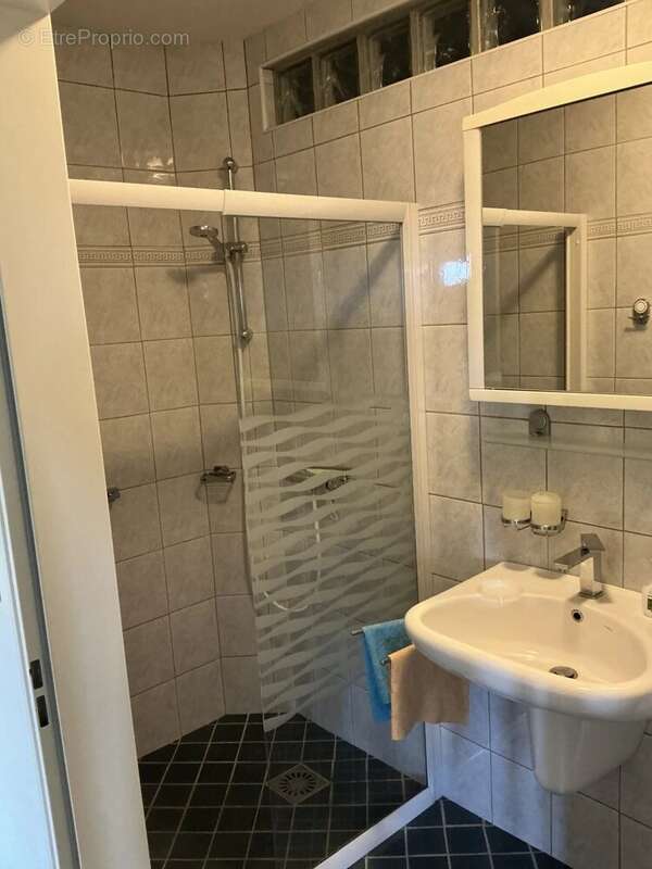 Maison à CASTELNAU-MONTRATIER