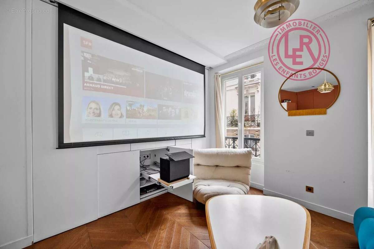 Appartement à PARIS-3E