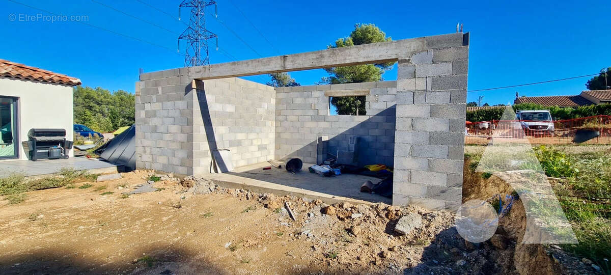 Maison à TRANS-EN-PROVENCE