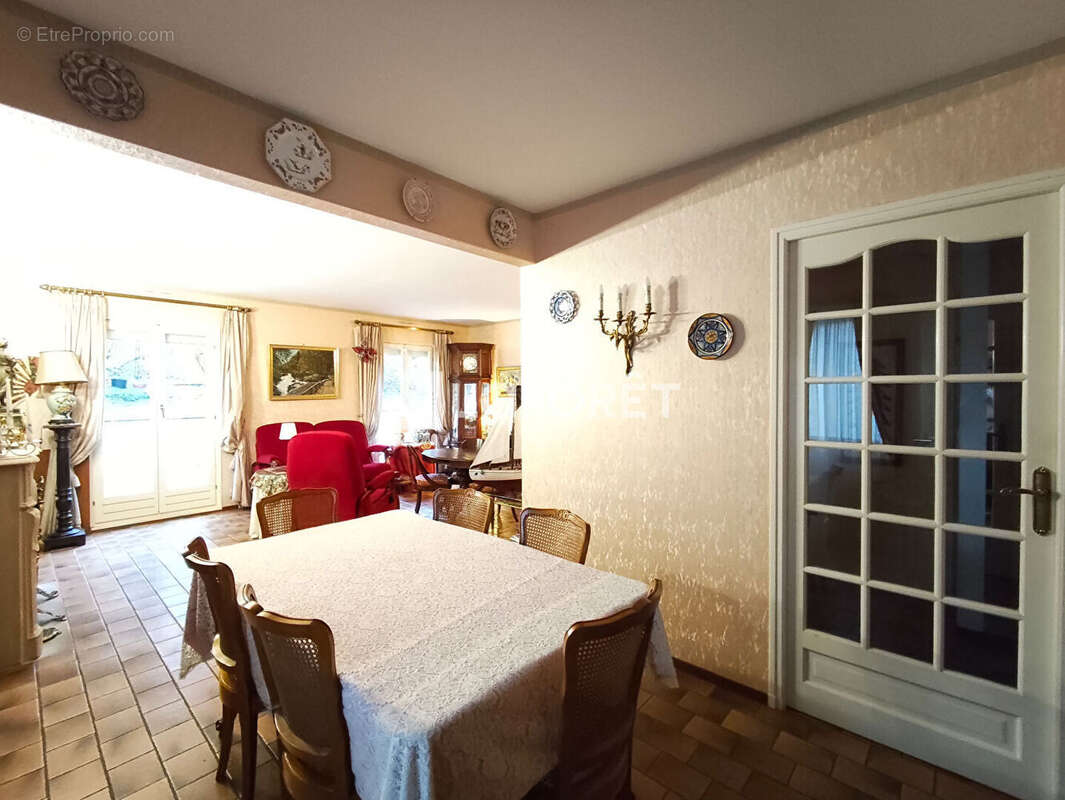 Maison à ATHIS-MONS
