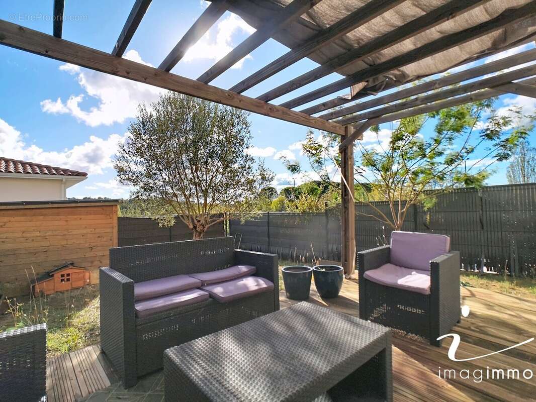 Maison à VAILHAUQUES