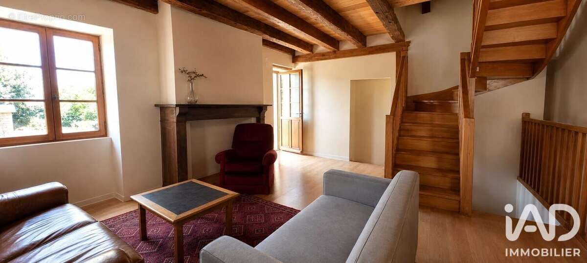 Appartement 257 m² à Saint-Medard-De-Presque  - photo 8