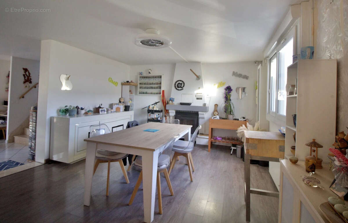 Maison 140 m² à La Verriere  - photo 5