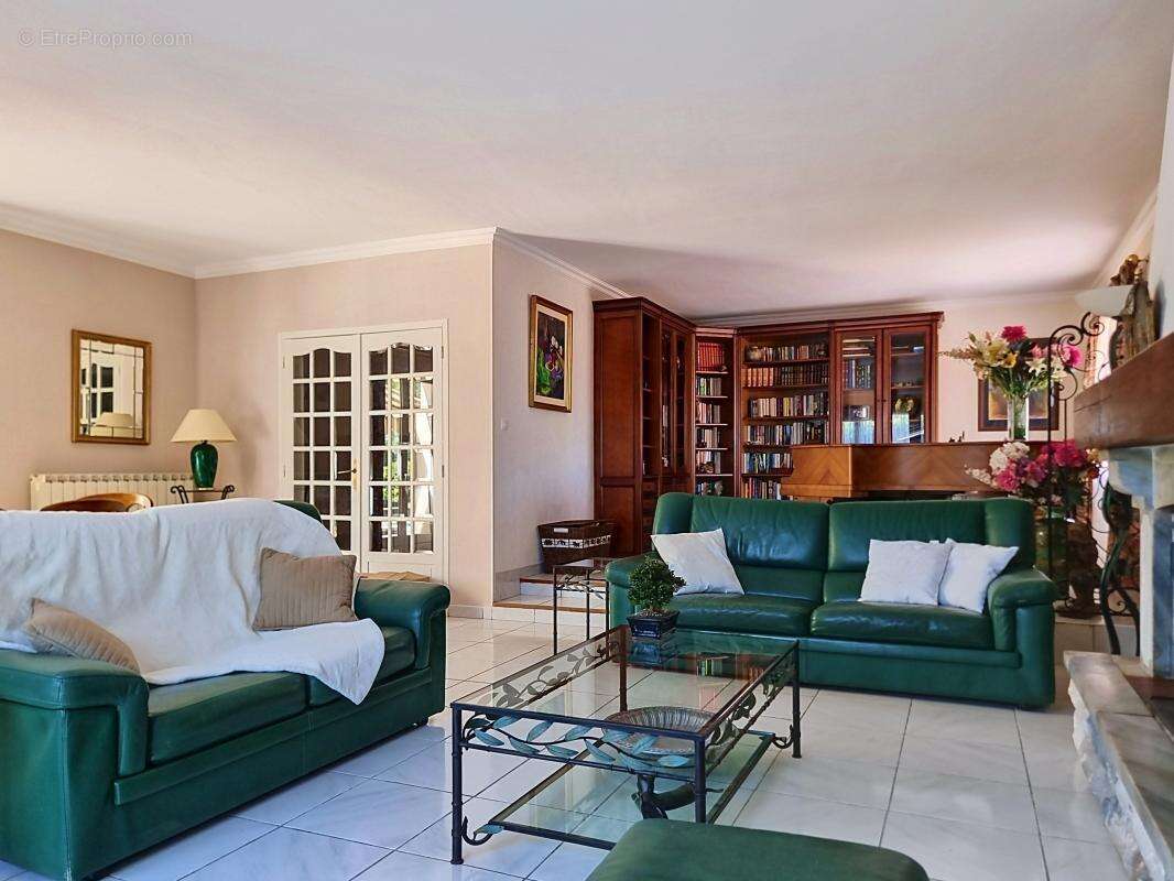 Maison 200 m² à Puicheric  - photo 7