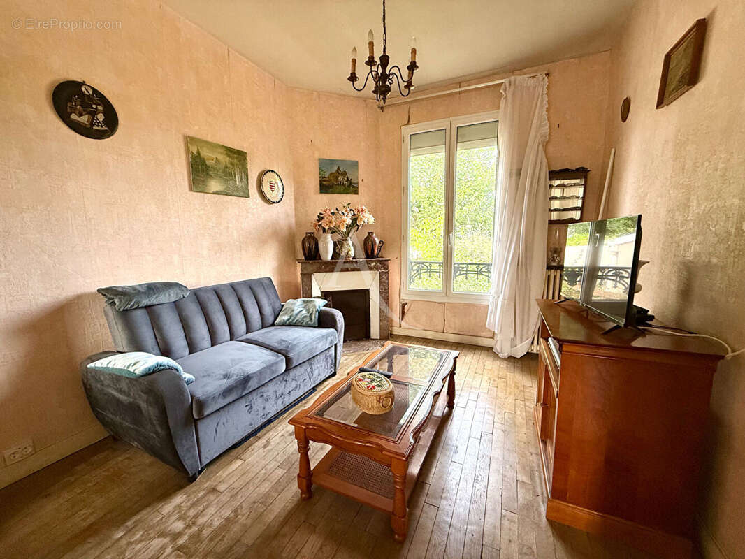 Maison à VILLEMOMBLE