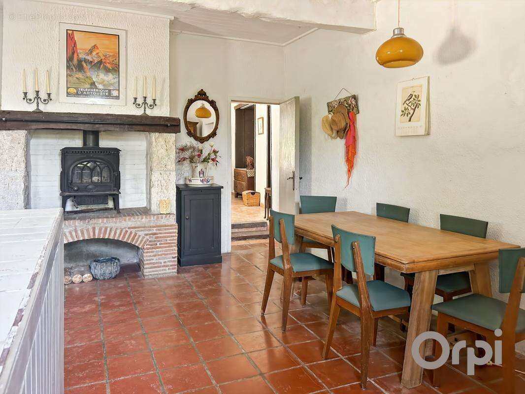 Maison de village en pierre avec deux chambres et jardin - photo 7