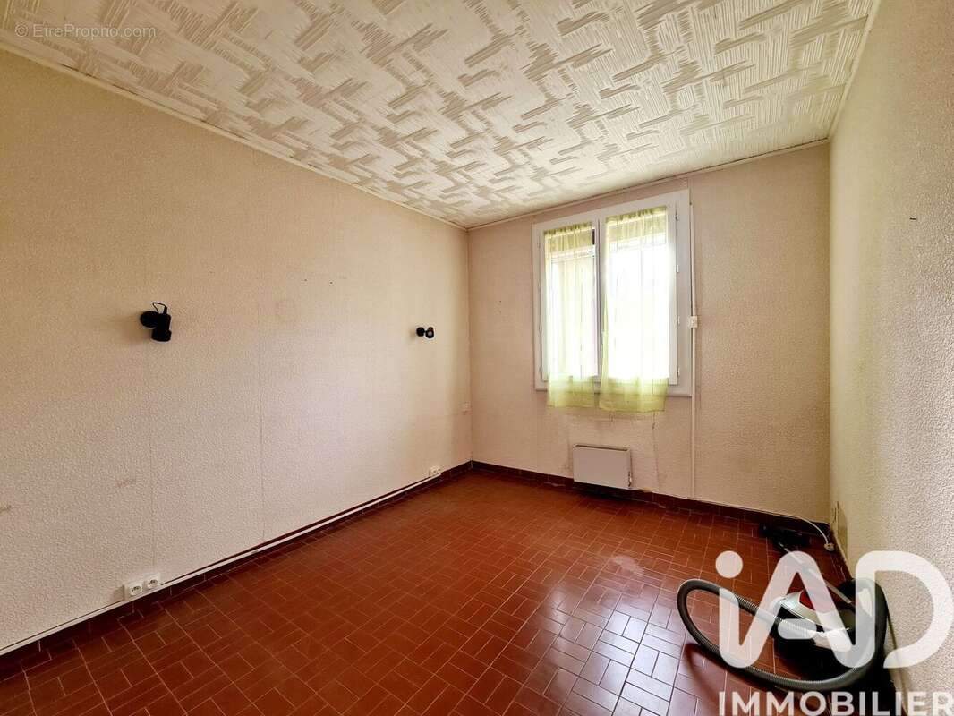 Maison 107 m² à Fleury  - photo 8