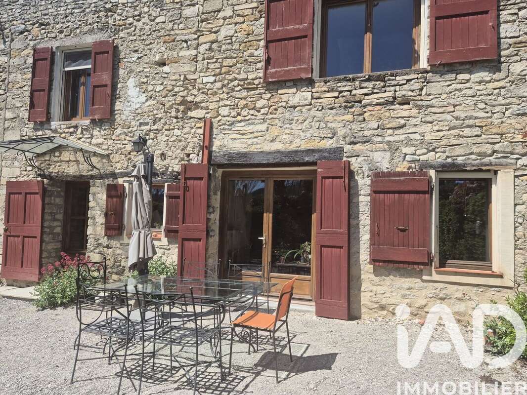 Maison 195 m² à Saint-Maime  - photo 2