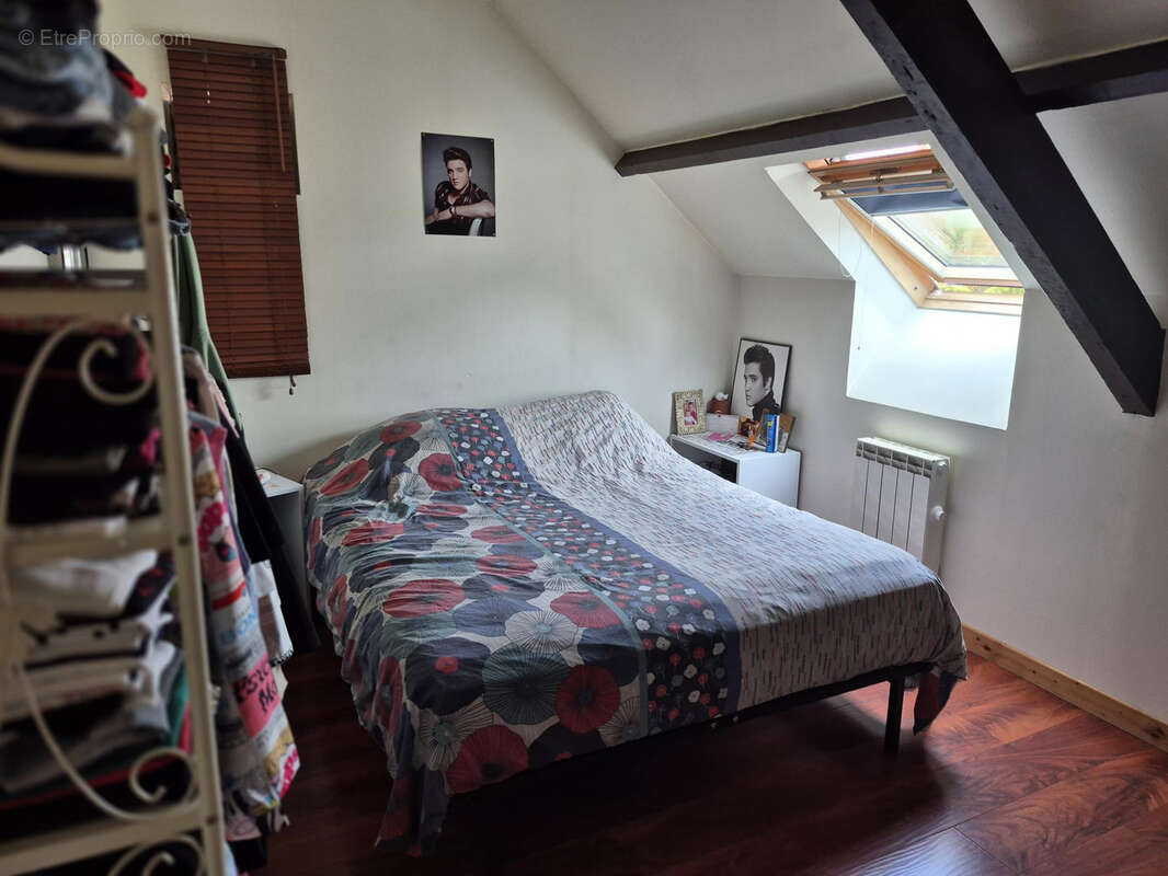 Maison à DOMFRONT-EN-CHAMPAGNE