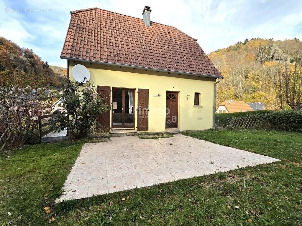 Maison à LE BONHOMME