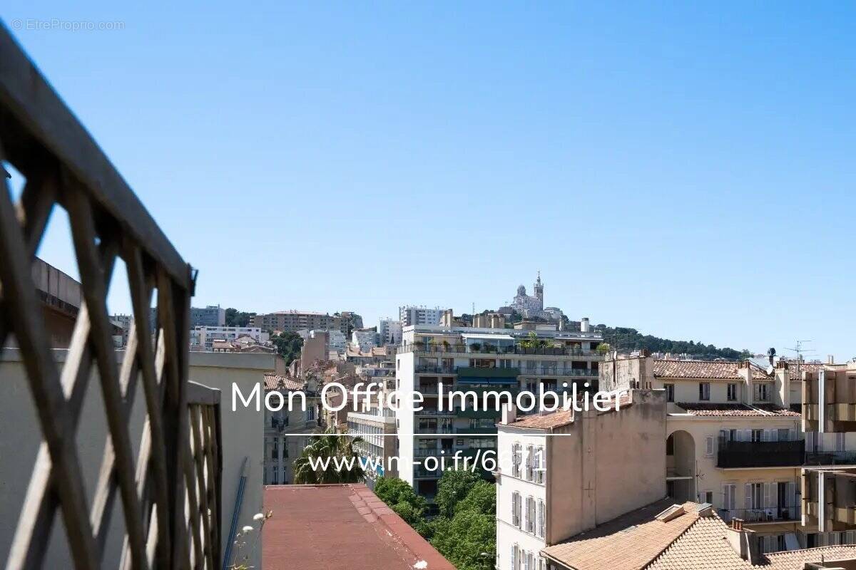 Appartement à MARSEILLE-6E
