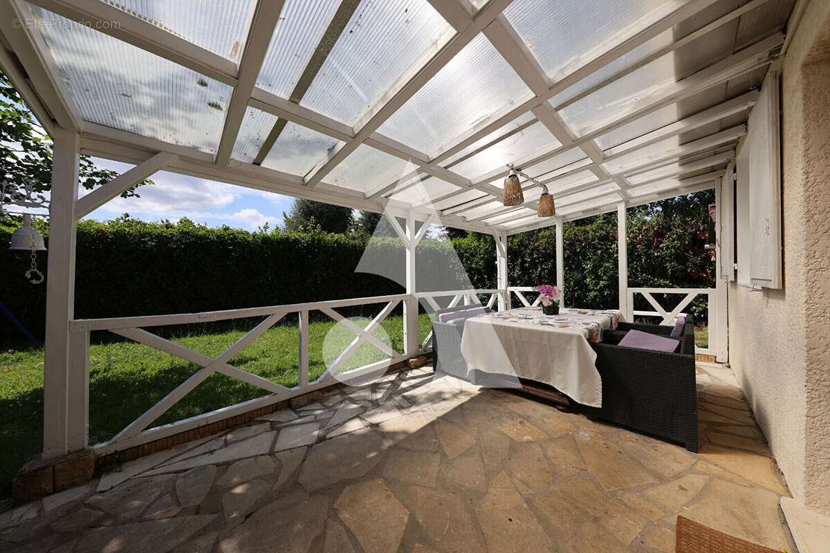 Maison à SAINT-GERMAIN-LES-CORBEIL