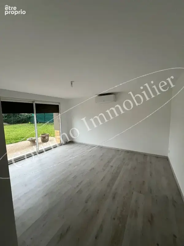 Appartement 5P de103 m² +jardin à VAULX EN VELIN VILLAGE - photo 7