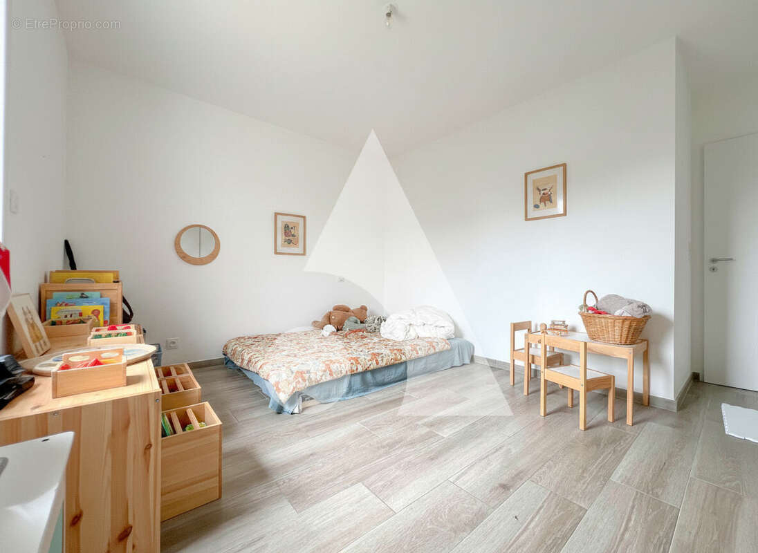 Maison Saintes 4 pièces 85 m2 - photo 4