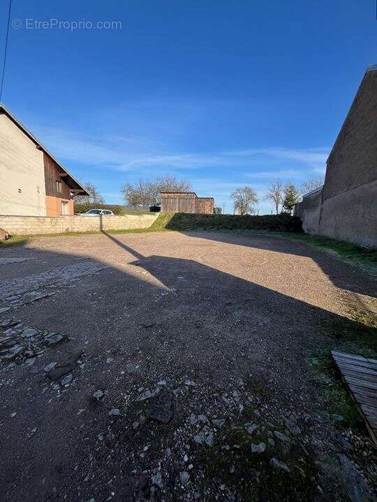 Appartement 311 m² à Luxeuil-Les-Bains  - photo 4