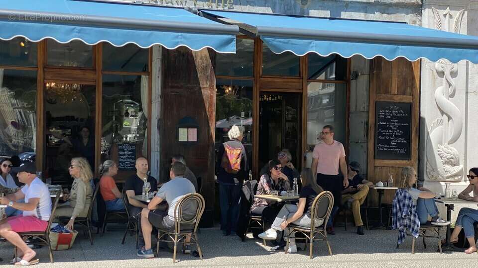 Commerce à GRENOBLE