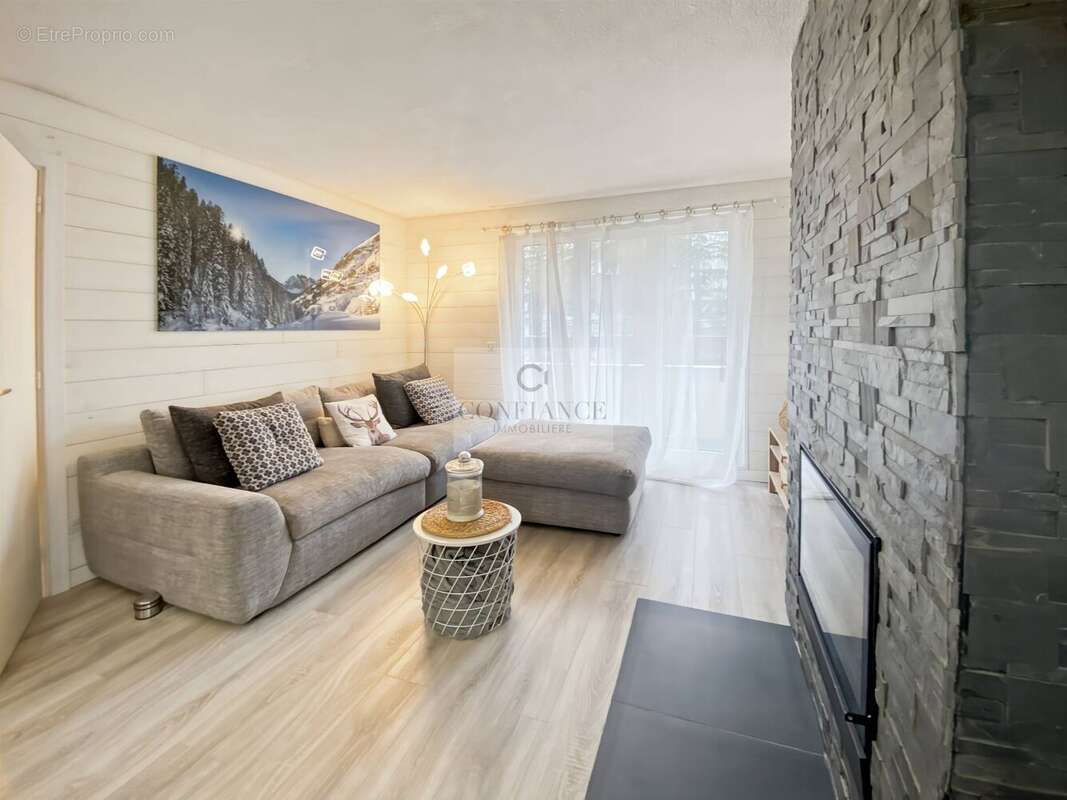 Appartement à SAINT-ETIENNE-DE-TINEE