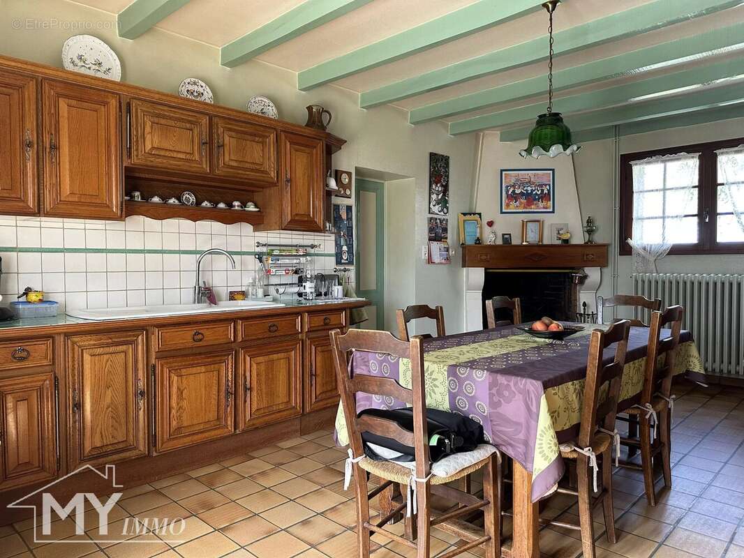 Maison à SAINT-PIERRE-D'EYRAUD