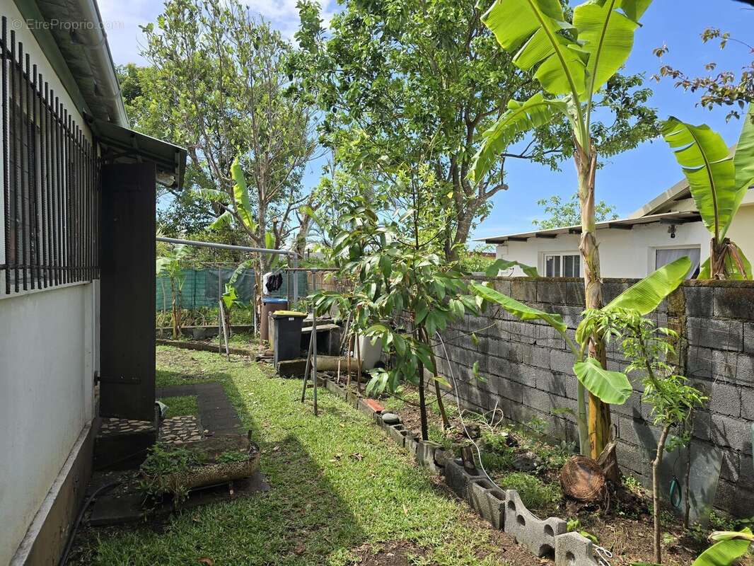 Maison à SAINT-BENOIT