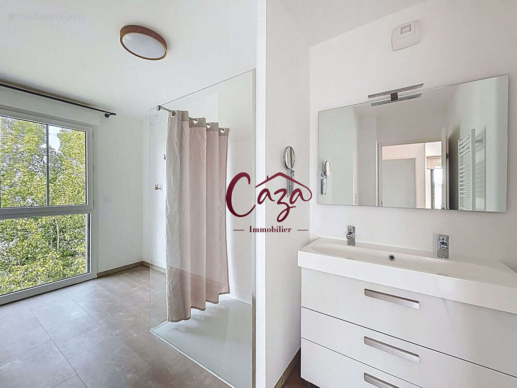 Appartement à LATRESNE