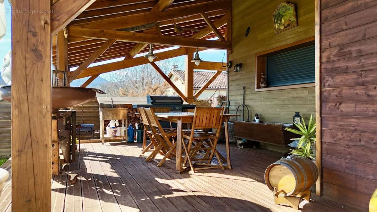 Maison à LORP-SENTARAILLE