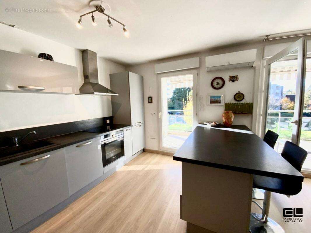 Appartement à SAINTE-FOY-LES-LYON