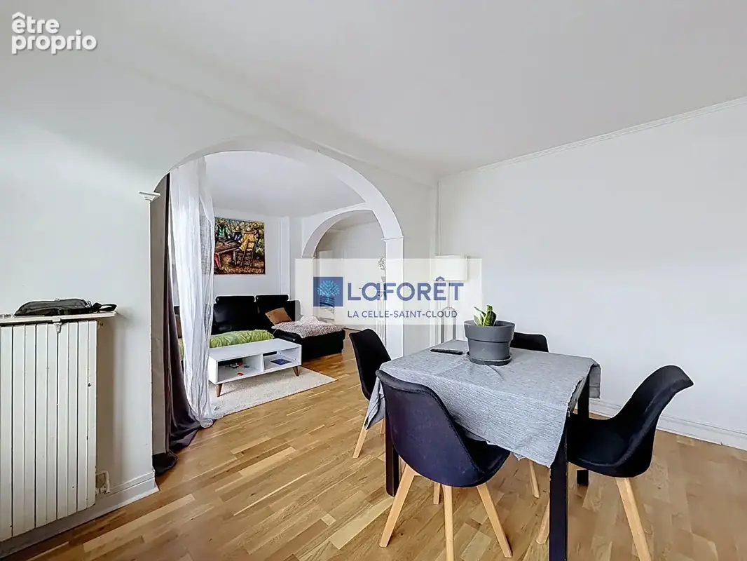 Appartement La Celle Saint Cloud 4 pièces 82m2 utiles - photo 3