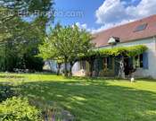 Maison à SAINT-DENIS-DE-PALIN