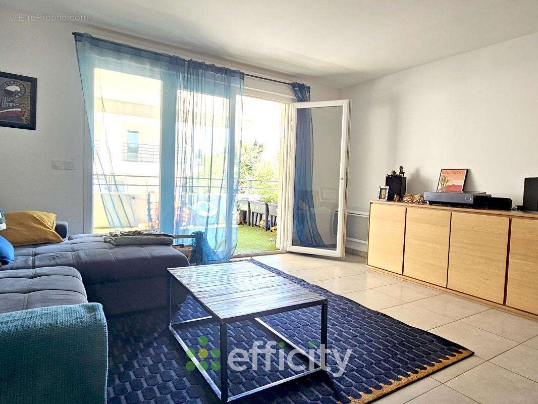Appartement à MARSEILLE-9E