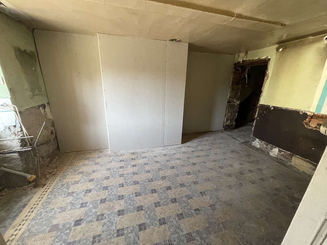 Appartement à CHALONVILLARS