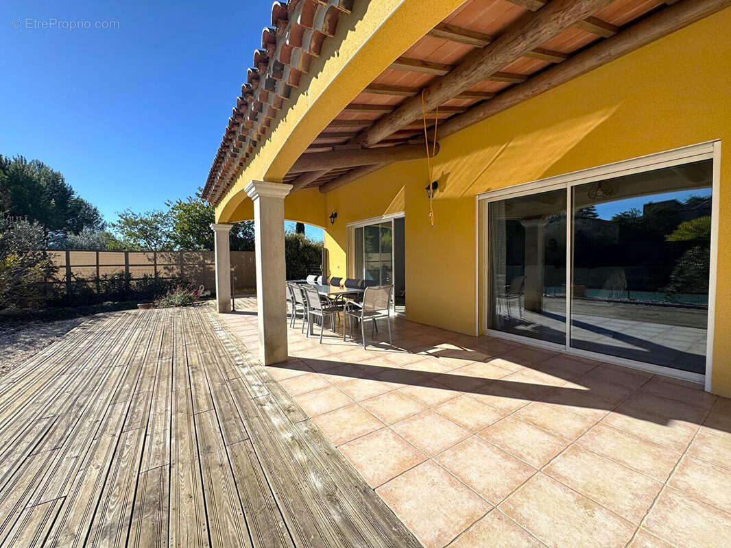 Maison à GOUDARGUES