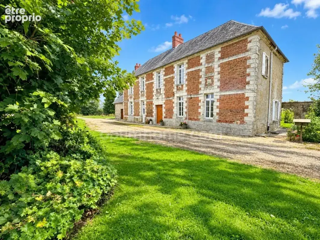  manoir du xviie siècle – 16 000 m² de terrain – dépendances - photo 34
