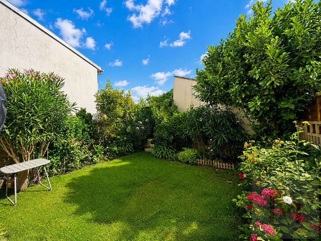 Maison à NEUILLY-PLAISANCE