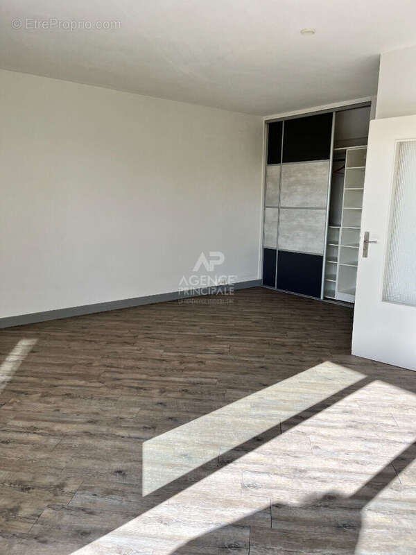 Appartement à MAISONS-LAFFITTE