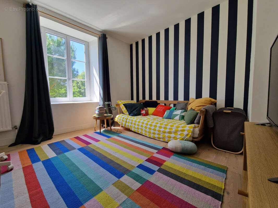 Maison à LA CHAPELLE-SAINT-MESMIN