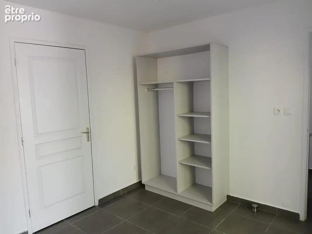 Immeuble à bellepierre st denis - 6 apt. t2 (loués) - photo 6
