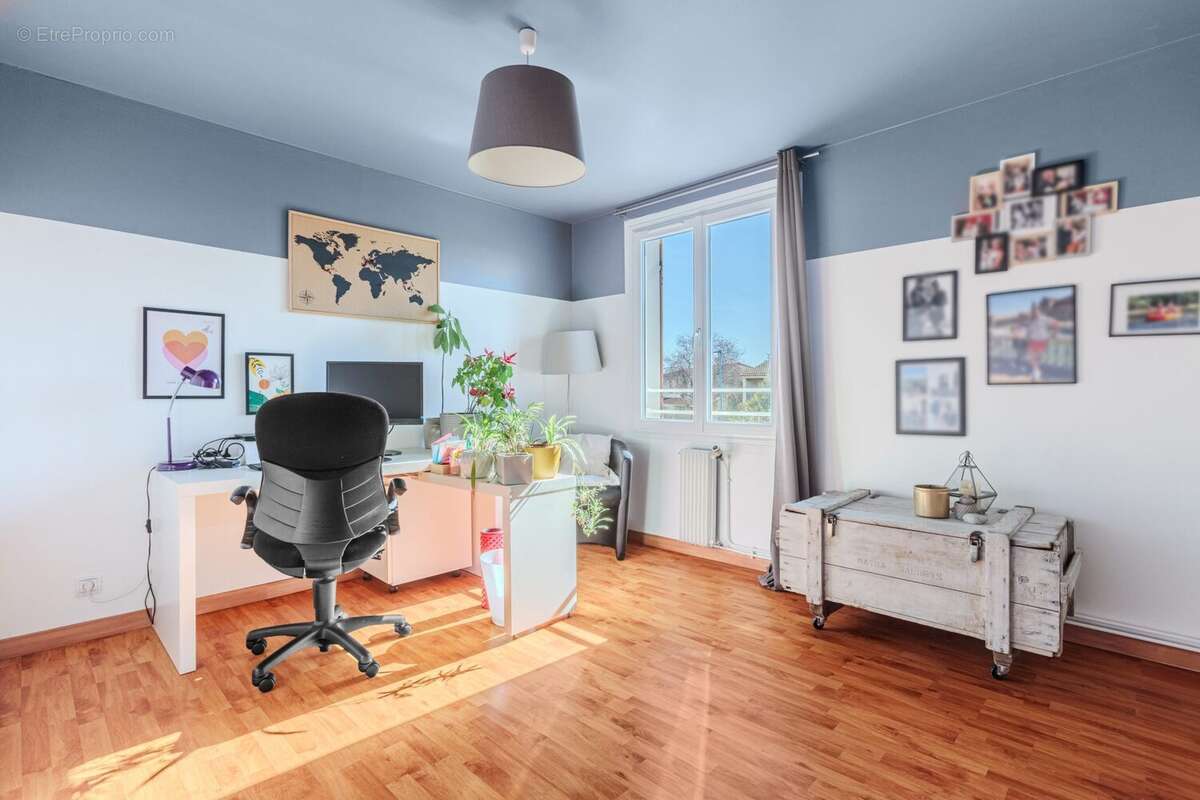 Maison à CASTELGINEST