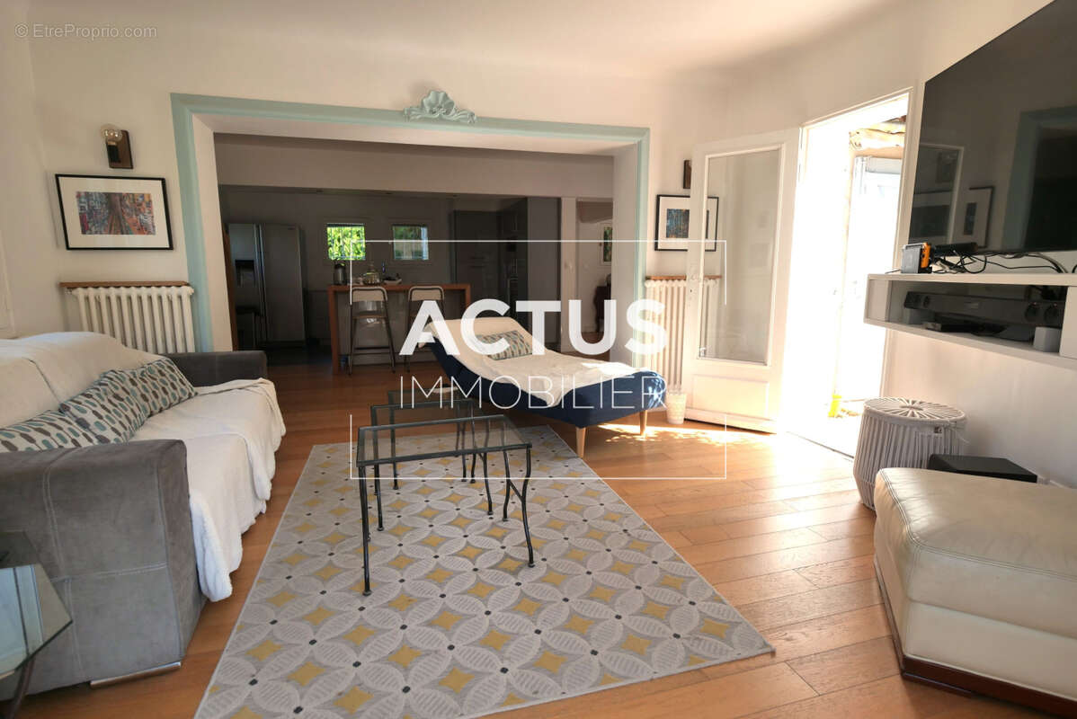 Maison à SALON-DE-PROVENCE