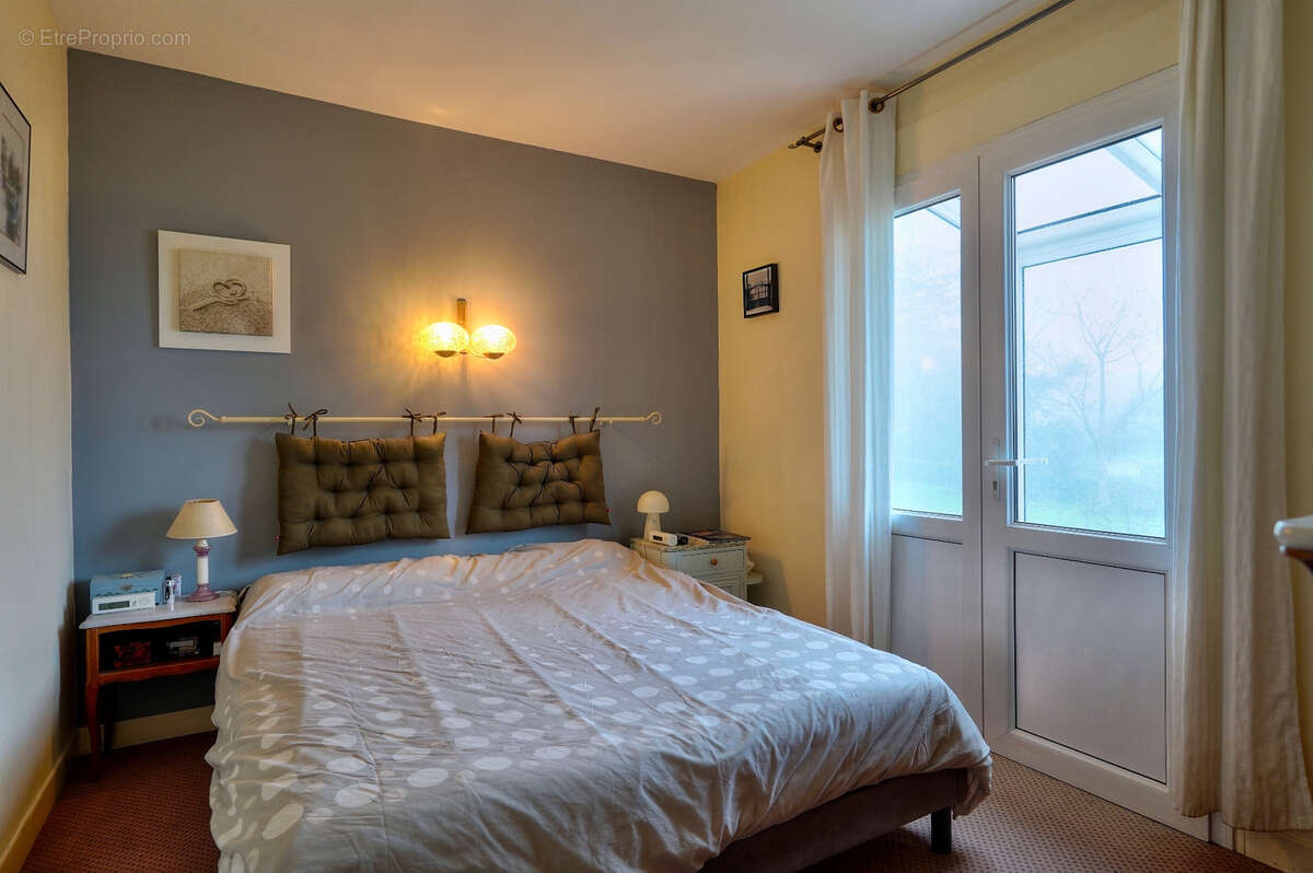 Maison à LA CHAPELLE-SAINT-LAURENT