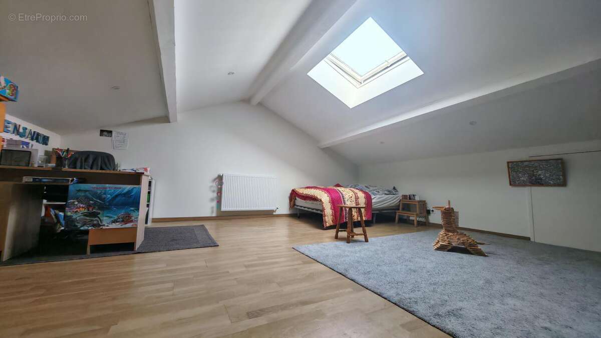 Maison 153 m² à Voiron  - photo 15
