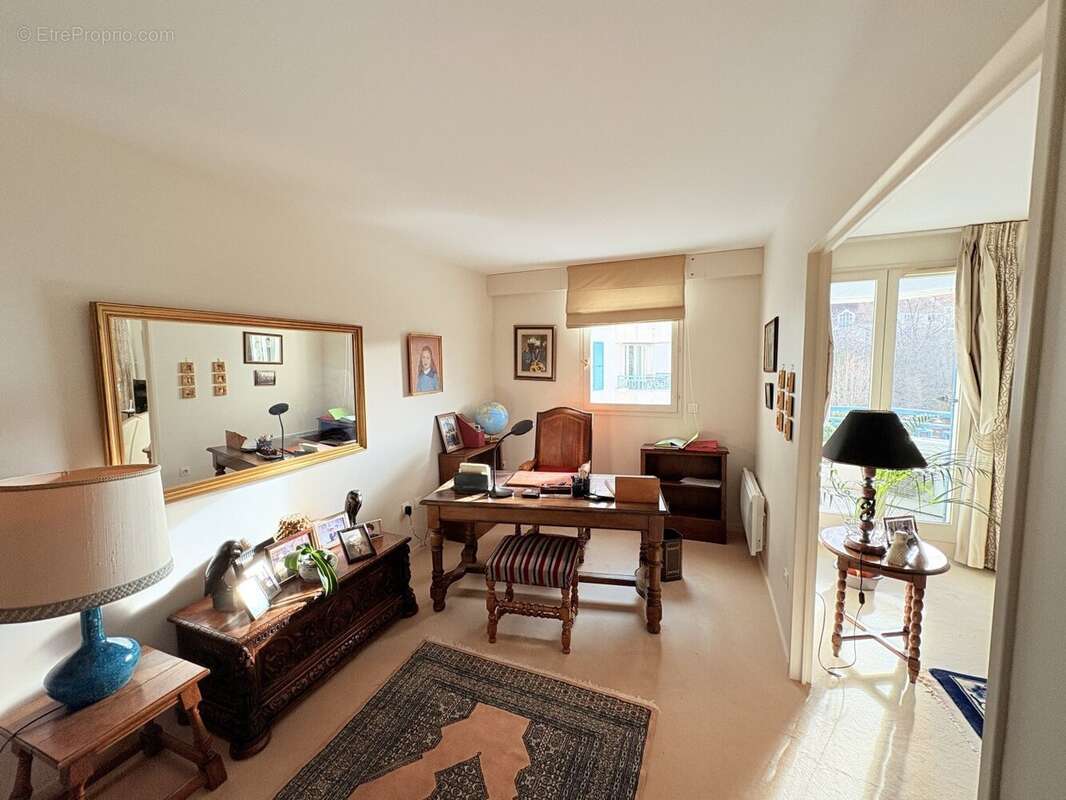 Appartement à RUEIL-MALMAISON