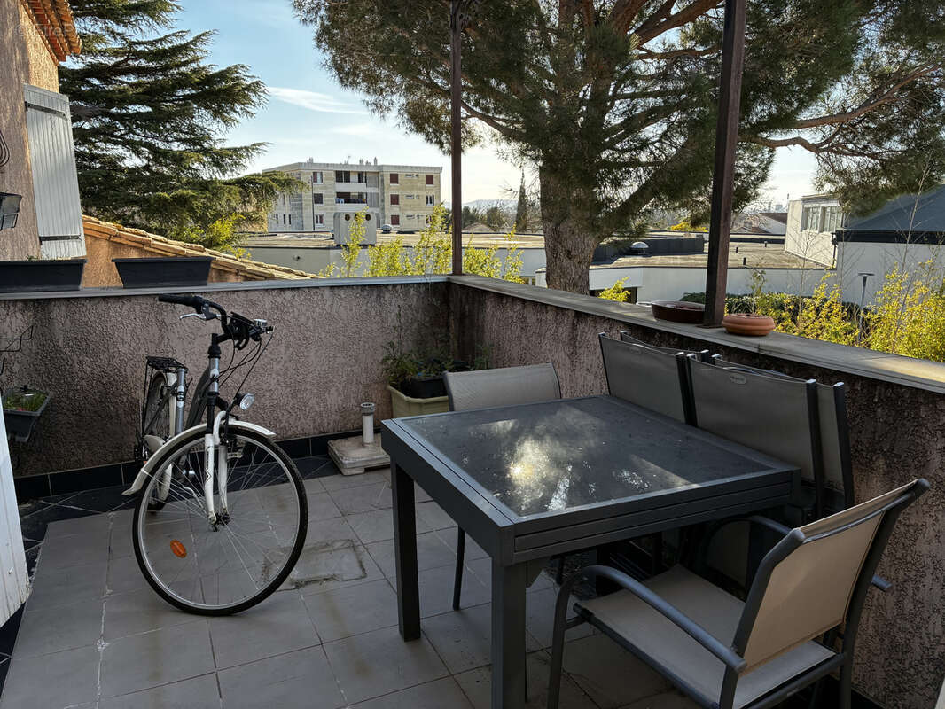 Appartement à BEAUCAIRE