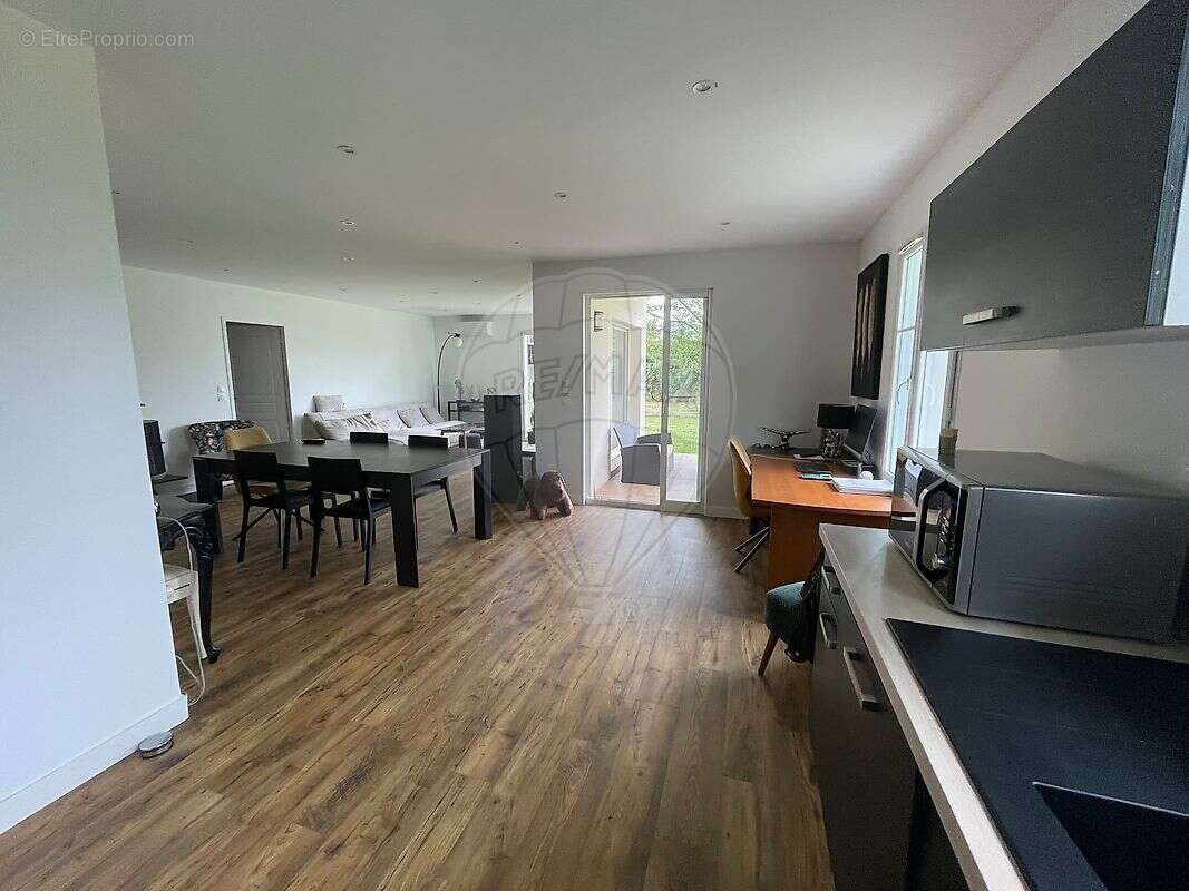 Maison à SAINT-PALAIS-SUR-MER