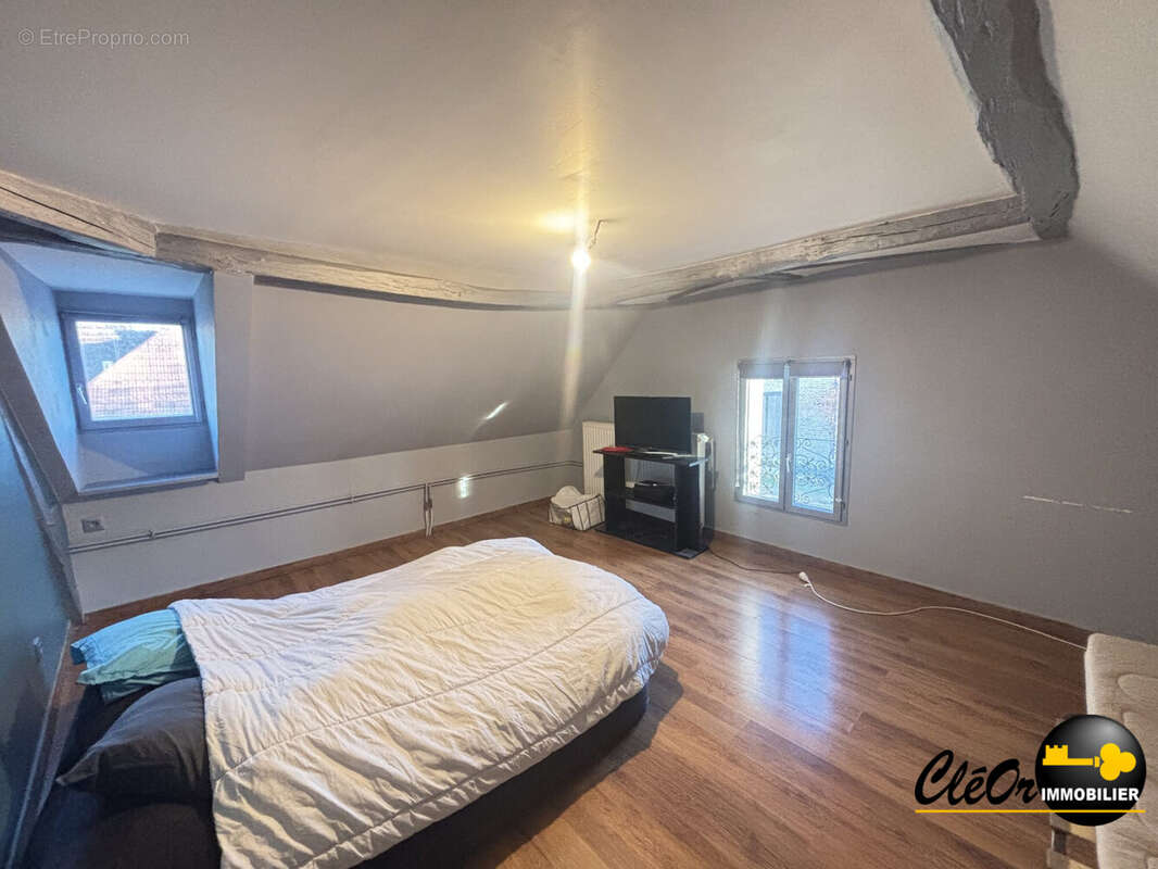 Maison à FRONTENARD