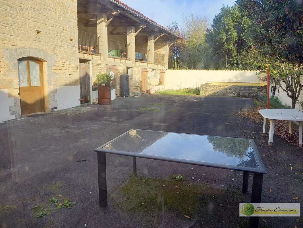 Maison à EBREON