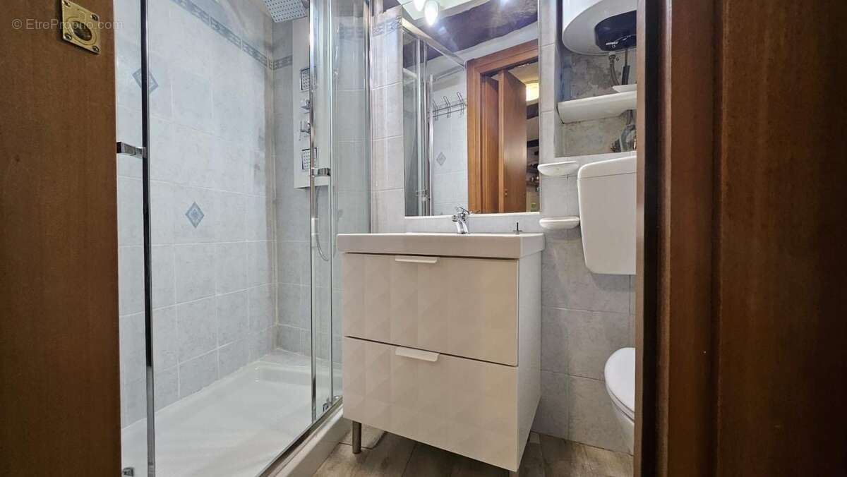 Vieux Menton - Investissement clé en main : 2 pièces meublé, à proximité des plages - photo 7