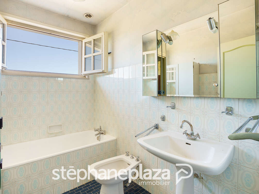 Maison à CHAINTRE