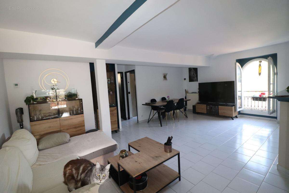 Appartement à L&#039;ESCARENE